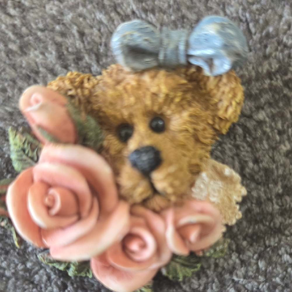 Bear Figurine Brooch with Pink Roses and Blue Bow